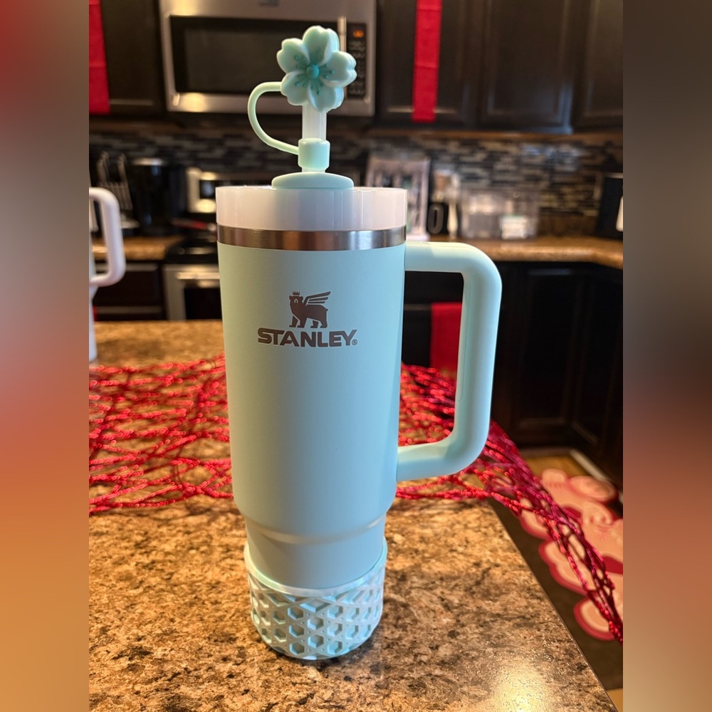 Stanley 30 oz Mint Quencher